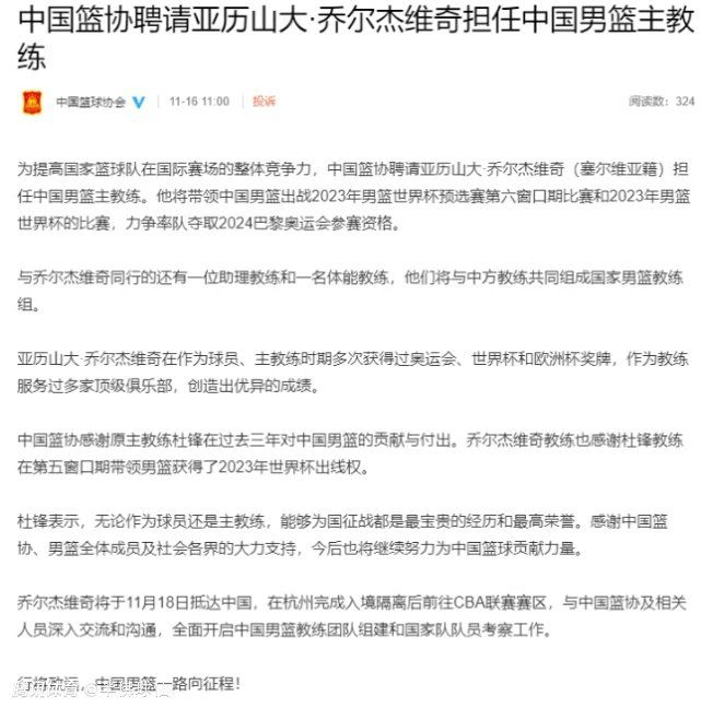 这两款海报可以称为元素堆积的;大杂烩